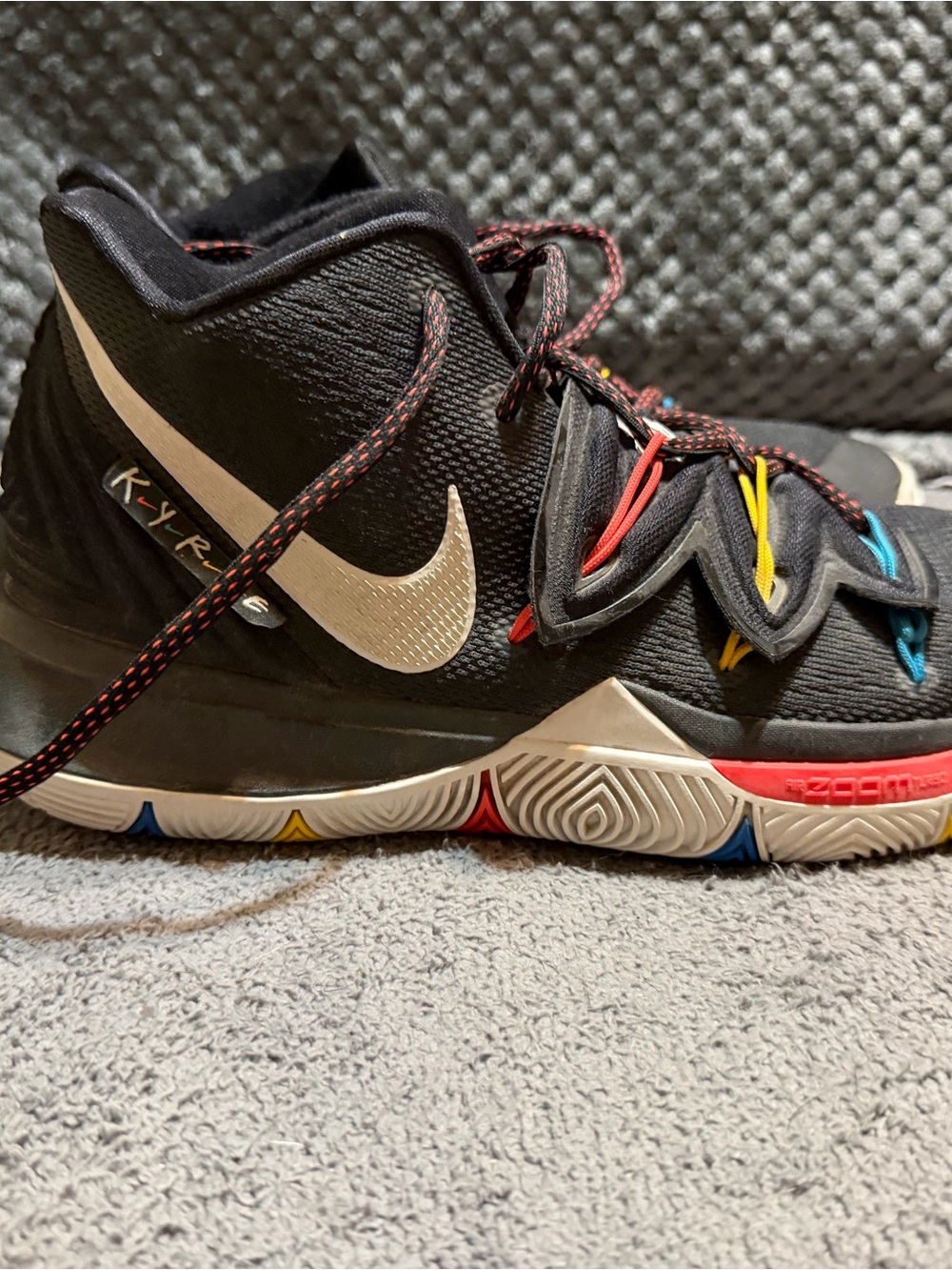 Nike Black Multicolor Basketball Shoes - Kyrie Style